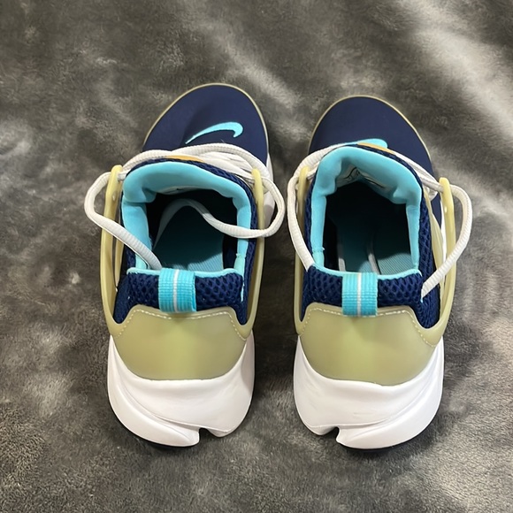 Nike Presto (GS) Sz 5Y Blue Binary Sky Vivid # 833878-402 - Picture 4 of 6